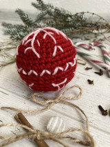 Dekorácie - Vianočná guľa pre šťastie (červená s ružovou vločkou) - 15156629_
