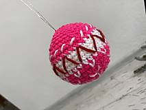 Dekorácie - Vianočná guľa pre šťastie (ružová s ružovou vločkou) - 15156644_