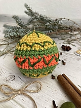 Dekorácie - Vianočná guľa pre šťastie (zelená/žltá/oranžová) - 15156749_