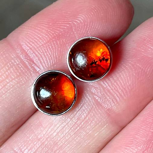 Amber Ag925 Earrings / Strieborné napichovačky s prírodným jantárom A0028