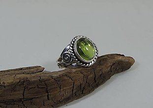 Prstene - Olivín strieborný prsteň - 15160211_