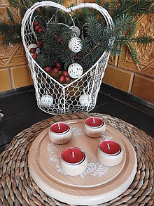 Svietidlá - Originální 4 dřevěné svícny/svietnik s podložkou - 15160303_