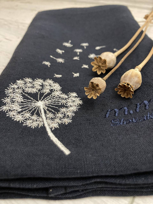 Úžitkový textil - Ľanová utierka s výšivkou ,,Púpavka" - 15164914_