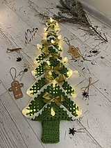 Dekorácie - strom-ček Vianočný Svietiaci ,,zlaté mašle" - 15165425_