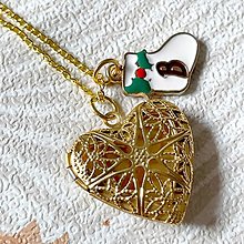 Náhrdelníky - Christmas Heart Locket Necklace / Otvárací medailón s vianočným príveskom - 15167407_