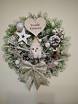 Dekorácie - vianočný veniec na dvere s vtáčikom 30 cm - 15167917_