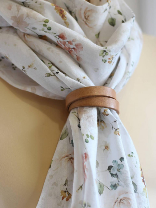Jemná dámska kvetinová šatka zo 100% ľanu "Vintage"