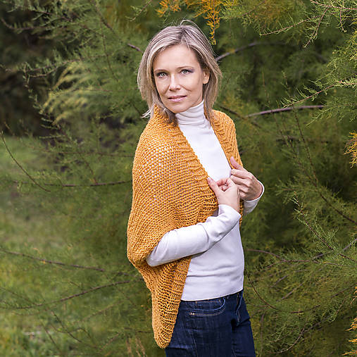 Svetre a kardigány - vestobolero HorčicoVé (merino/akryl) - 15166001_