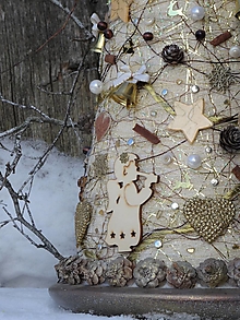 Dekorácie - Vianočný stromček krémová + zlatá - 15172795_