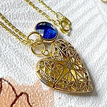 Náhrdelníky - Heart Zircone Locket Necklace / Medailón v tvare srdca so zirkónikom (Blue) - 15171216_