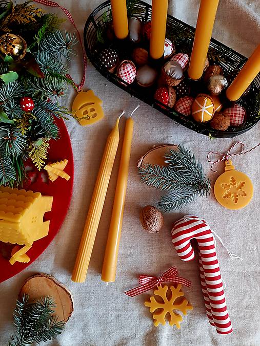 Sviečky - Vysoká sviečka z včelieho vosku - 15170082_