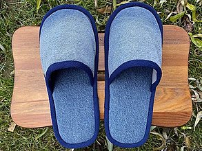Ponožky, pančuchy, obuv - Modré papuče s tmavomodrým lemom - 15173965_