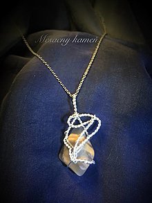 Náhrdelníky - náhrdelník s mesačným kameňom - 15189202_