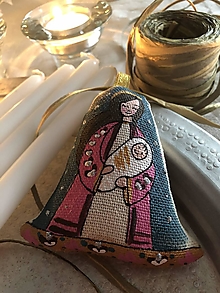 Dekorácie - Vanilkový zvonček Mária s dieťatkom - 15195835_