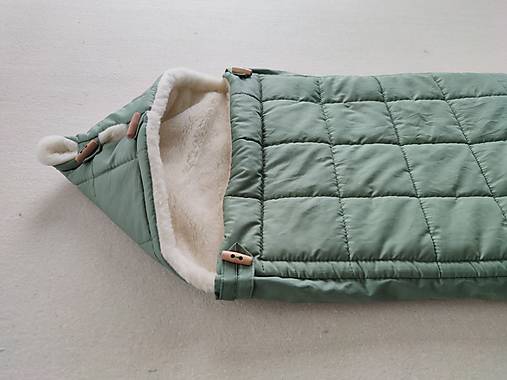 Detský textil - RUNO SHOP fusak pre deti do kočíka 100% ovčie runo MERINO TOP super wash Green olivová zelená - 15196474_