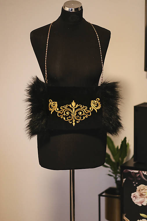 Rukavice - Elegantný čierny rukohrej (muff) zo zlatými aplikáciami - 15204133_