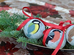 Dekorácie - Vianočná guľa - hýľ, červienka, sýkorka (Sýkorka) - 15204301_
