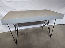 Nábytok - Predám masívny betónový stôl - 15204861_