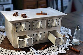 Nábytok - Ručně vyráběná Dřevěná skříňka s porcelánovými šuplíčky - 15208266_