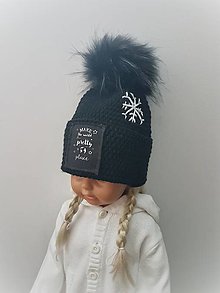 Detské čiapky - Zimná detská čiapka MAKE THE WORLD (čierna + biela vločka) - 15209310_
