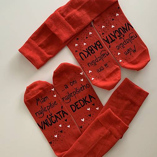 Maľované ponožky pre najlepšiu BABKU/najlepšieho DEDKA, ktorá má najlepšie vnúčatká (červené - 1 pár!)