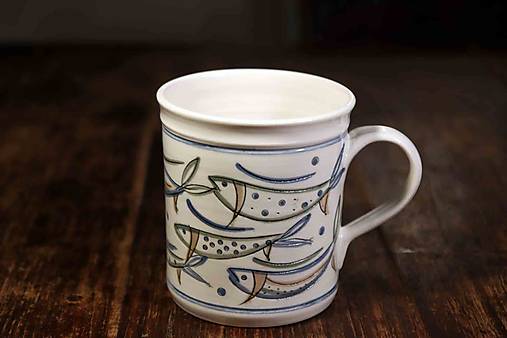 Nádoby - Ručně vyráběný porcelánový Hrnek rovný 0,5l (ryby) - 15211136_