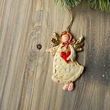 Polotovary - Zlatá vianočná anjelka so srdiečkom - 10cm - 15213705_