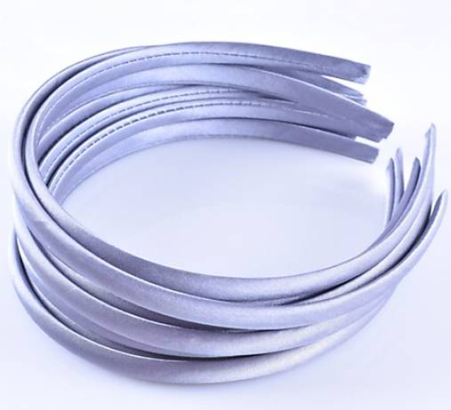 CE102 Čelenka saténová