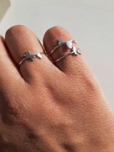 Prstene - Strieborný prsteň Láska - 15218272_