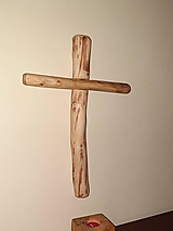 Drevený kríž na stenu alebo do stojanu. Set so stojanom/svietnikom