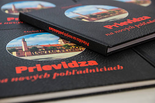 Prievidza na nových pohľadniciach