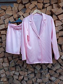Nočná bielizeň - Saténové dámske pyžamo (rôzne farby) (košeľa + krátke nohavice) - 15220033_
