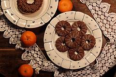 Nádoby - Ručně vyráběny porcelánový Babiččin dezertní talíř - 15219472_