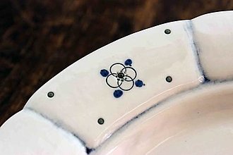 Nádoby - Ručně vyráběny porcelánový Babiččin dezertní talíř (etno) - 15219486_