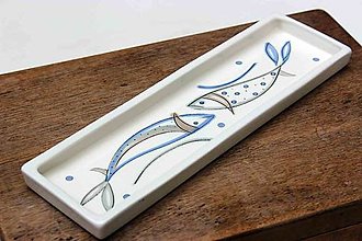 Nádoby - Ručně vyráběný Porcelánový tácek (ryby) - 15220657_