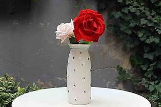 Dekorácie - Ručně vyráběná porcelánová Váza JARO 2020 (trojtečky) - 15220672_