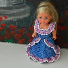 Hračky - háčkované a šité šatičky  pre 11 cm bábiku Evičku (modro-ružovo-biele) - 15224849_