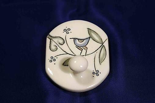 Nábytok - Ručně vyráběný porcelánový UNI věšáček (ptáček) - 15227537_