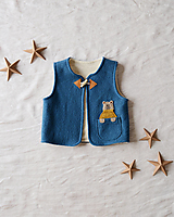 Detské oblečenie - Modrá detská vesta zo 100% ovčej vlny zateplená bio bavlneným barančekom - 15231271_