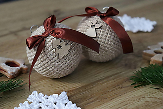 Dekorácie - Vianočné háčkované gule - karamelové zdobené (sada 4ks) - 15234690_