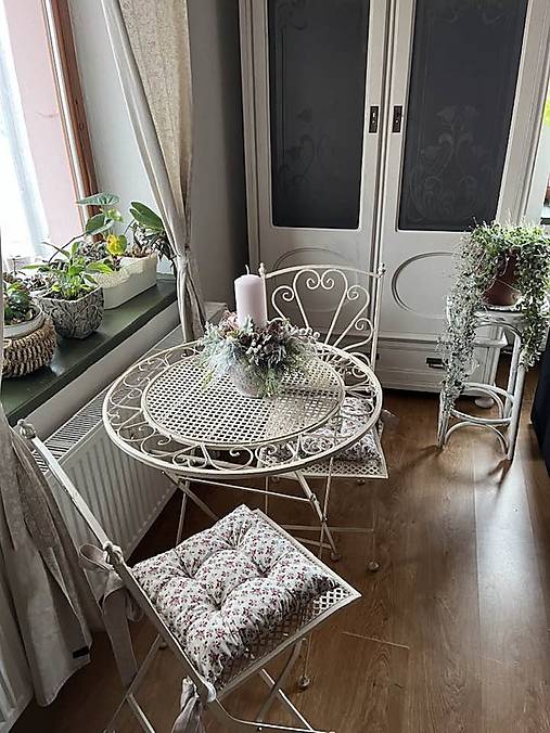 Úžitkový textil - Sedáky s motívom staroanglické ružičky na režnej - 15238405_