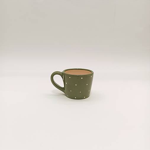 Šálka zelená s bodkami espresso
