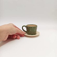 Nádoby - Šálka zelená s bodkami espresso - 15243652_