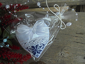 Darčeky pre svadobčanov - A môžu byť aj svadobné.... (svadobné srdiečka -darčekovo zabalené) - 15250101_