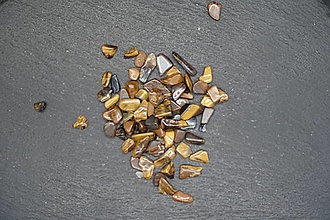 Minerály - Tigrie oko v. zlomky - 15252000_