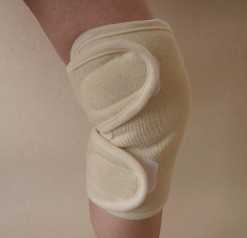 Bandáž na bolesť KOLENA /Nákolenník / Protireumatické chránidlo kolena (velkosť M (55cm ) = najsirsi obvod v rozmedzi 45-55 cm)