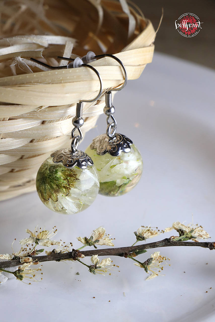 Náušnice Biela chryzantéma