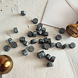 Suroviny - Metalický pečatný vosk - granulát 30ks na 10 pečatí - 15271445_