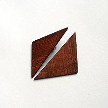 Náušnice - Drevené náušnice klipsňové - slivkové trojuholníky - 15275735_