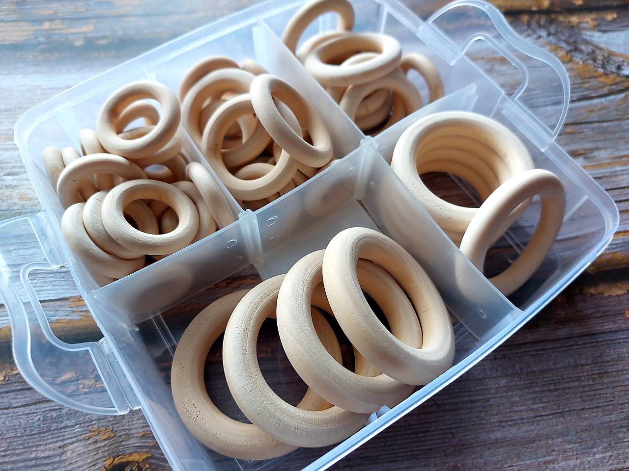 Celá sada drevených krúžkov (54ks)